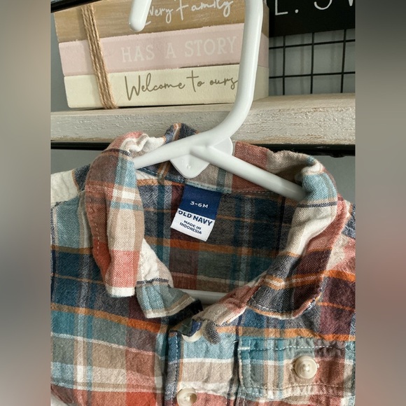 Old Navy Blue and Orange Button Down Shirt - Picture 3 of 3